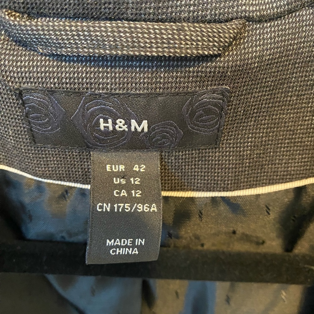 H&M - Picture 3 of 6